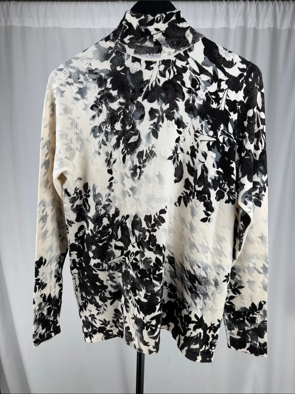Chico's Black & White Floral Turtleneck Sweater